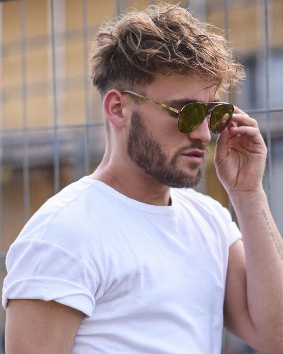 out-of-bed-look-man-trend-haar.jpg